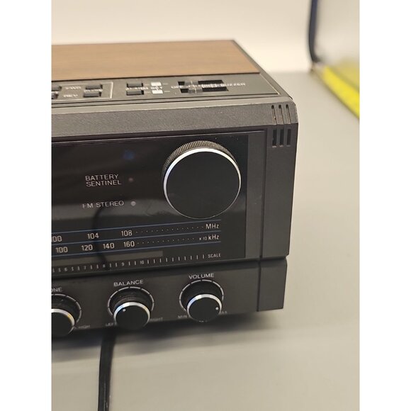 REALISTIC AM/FM Alarm Radio CASSETTE Vintage. Model: Chronosette-256. Works - Picture 4 of 11